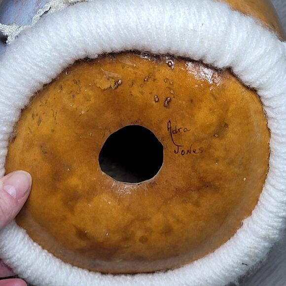 Vintage Handcrafted & Painted Butterfly Angel Large Gord Light Shelf Sitter - Picture 10 of 11